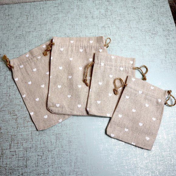 Heart Burlap Bags 4 Hearts Cute Kawaii Calendar Twine Tan - Picture 1 of 12